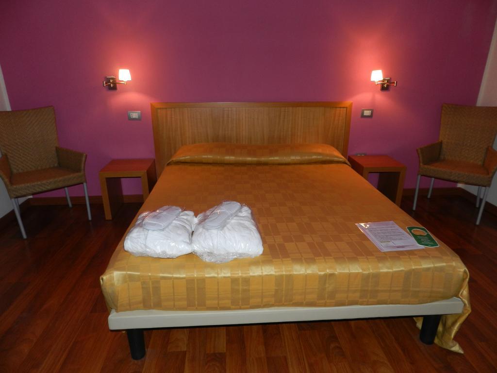 Hotel I Colori SantʼAntìoco Dış mekan fotoğraf