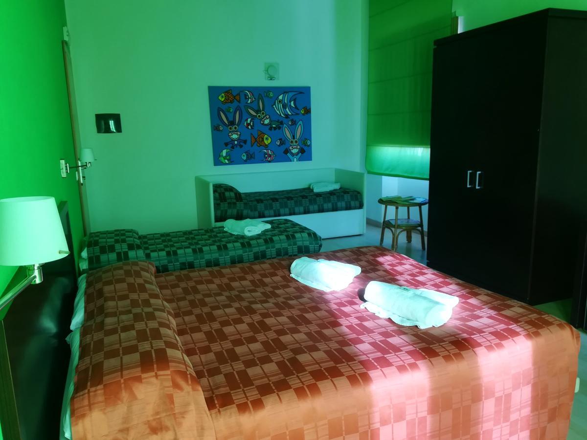 Hotel I Colori SantʼAntìoco Dış mekan fotoğraf