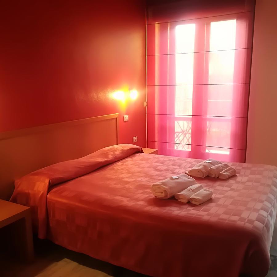 Hotel I Colori SantʼAntìoco Dış mekan fotoğraf